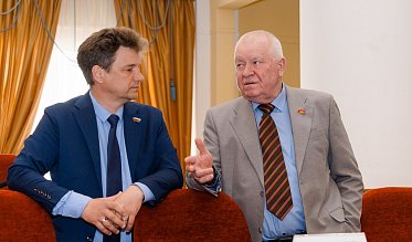 Внеочередное заседание Законодательного Собрания Оренбургской области